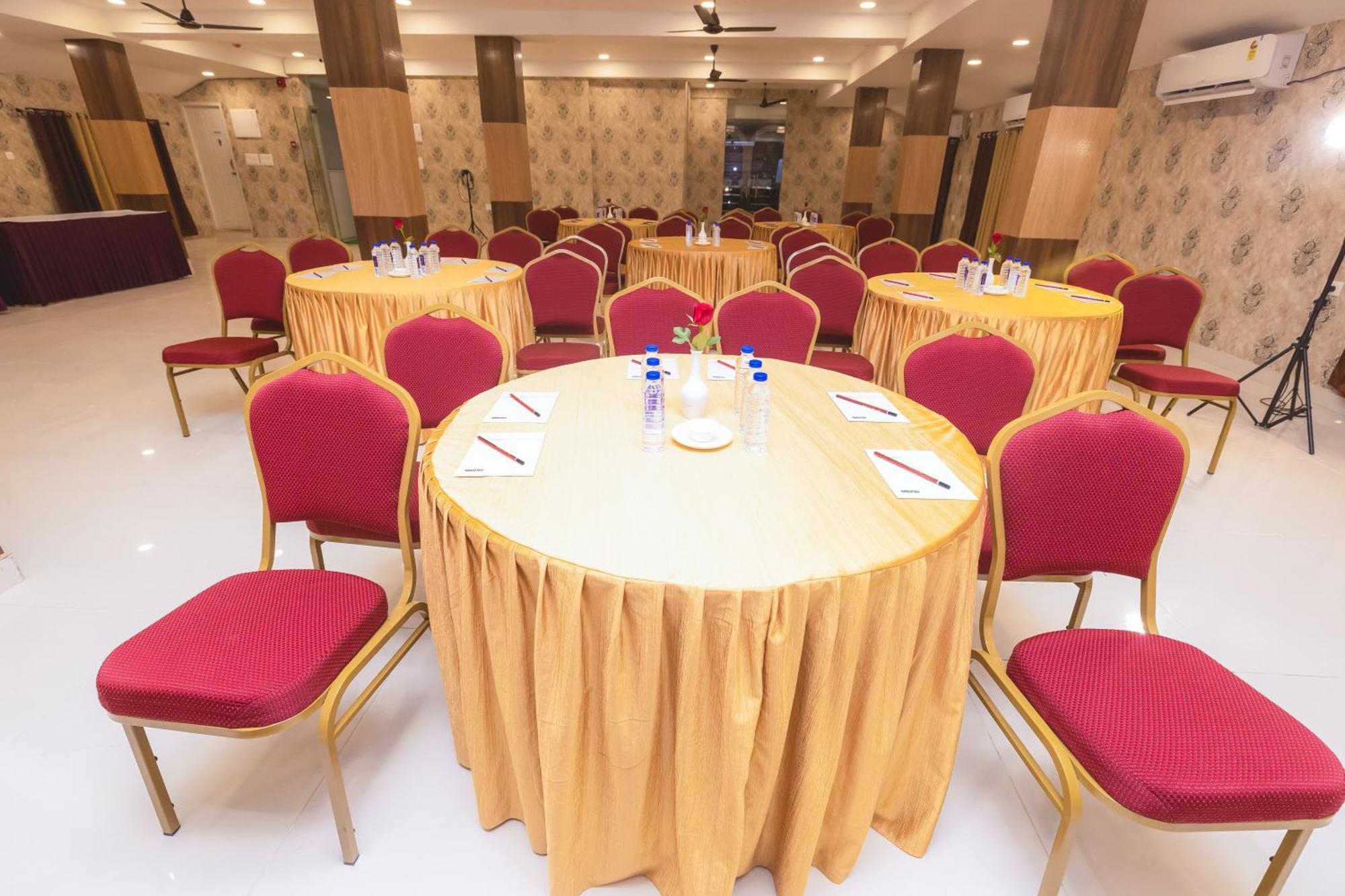Rosewood Luxury Hotel Bhuvanesvar Kültér fotó