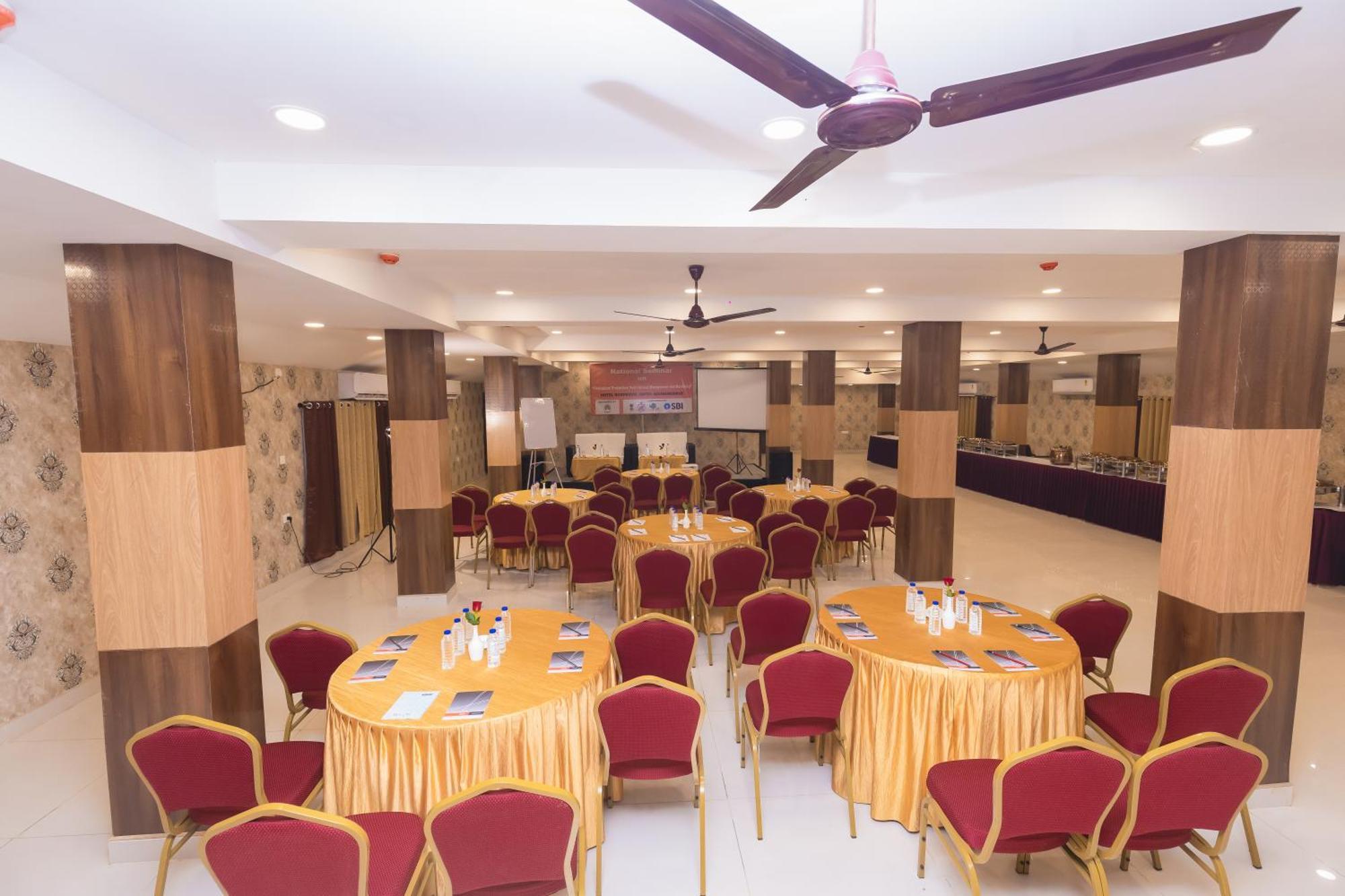 Rosewood Luxury Hotel Bhuvanesvar Kültér fotó